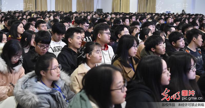 六20191212232116_5471.jpg 六20191212232116_5471.jpg