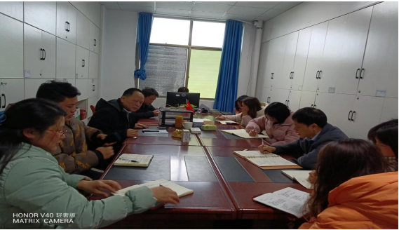 ebfeccc2ea216a33f8ccfd3a585ef77.png ebfeccc2ea216a33f8ccfd3a585ef77.png