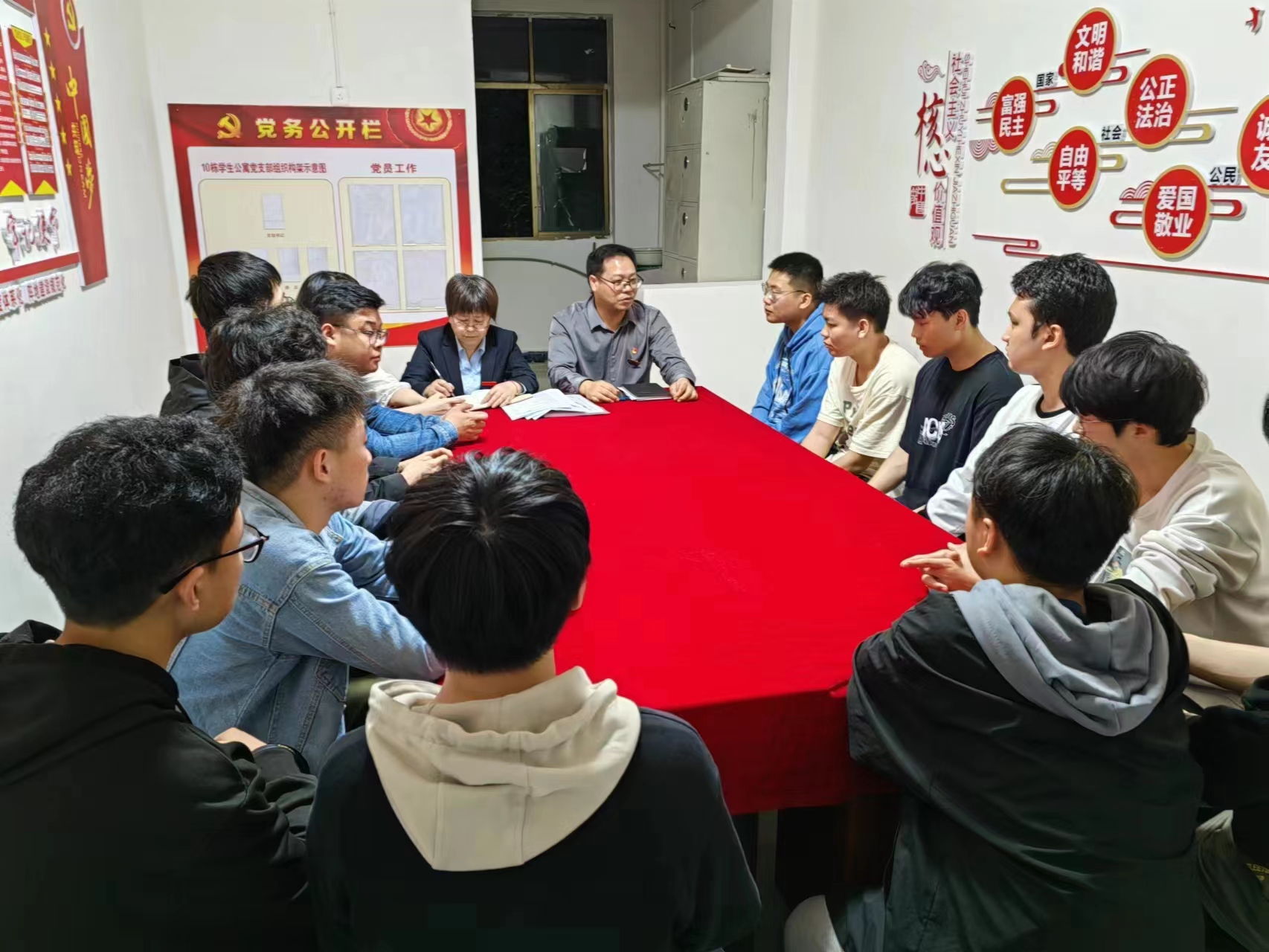 2d1ba02b94e31016473afad39767a4d.jpg 2d1ba02b94e31016473afad39767a4d.jpg