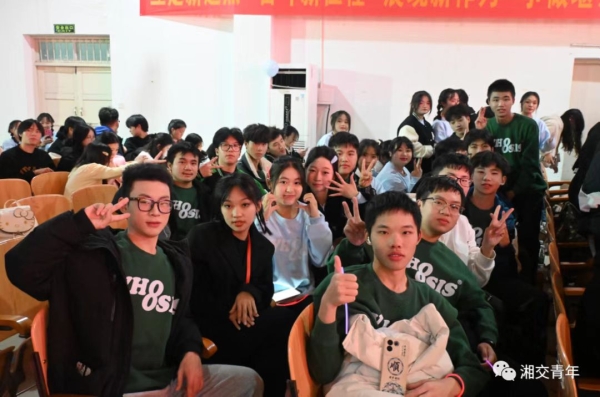 a36014a9386c80c99ecad6aaa3158d7.jpg a36014a9386c80c99ecad6aaa3158d7.jpg