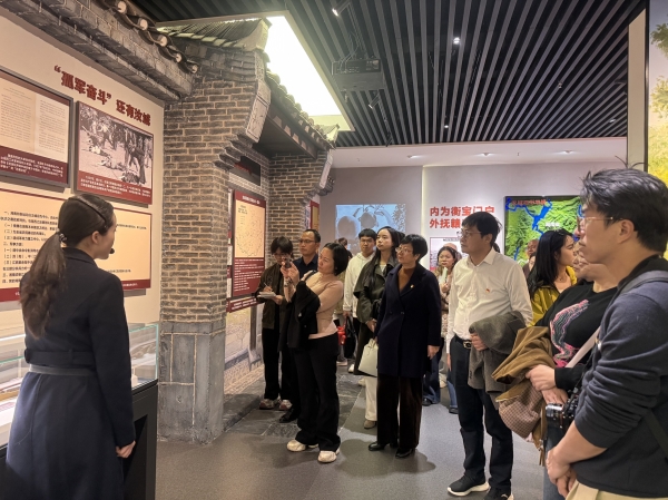 微信图片_20251122211346_13_22.jpg 微信图片_20251122211346_13_22.jpg